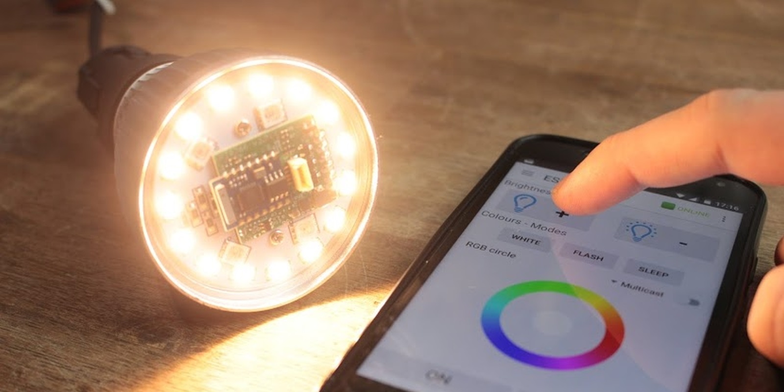 How much power a smart bulb need?
